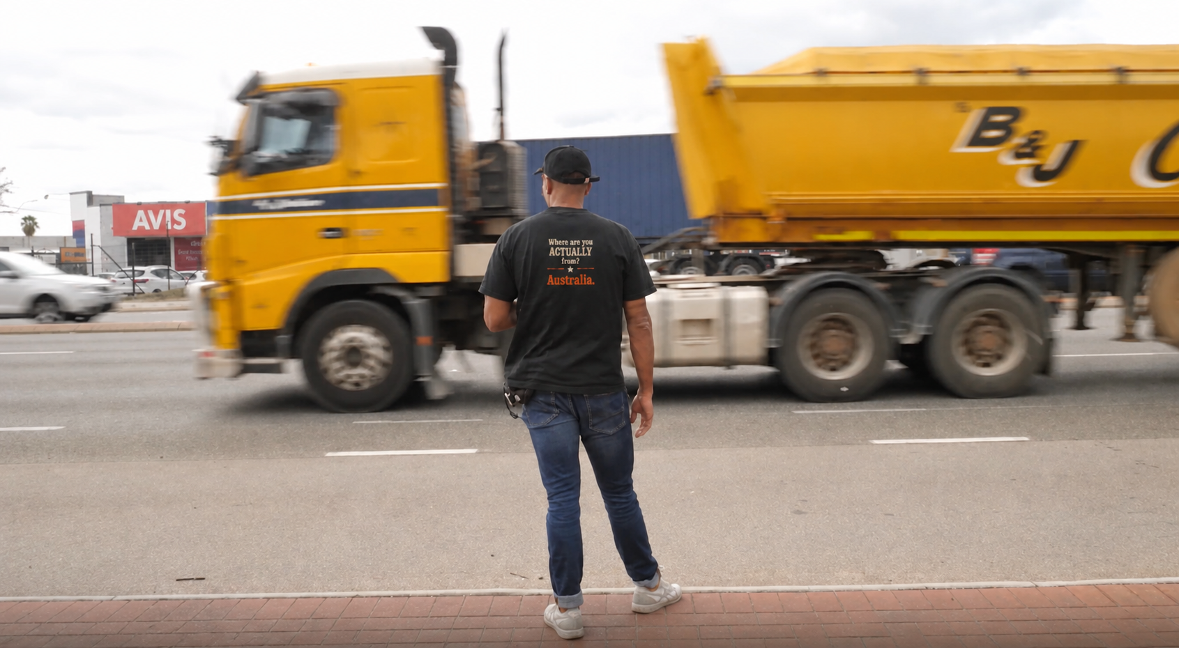 Brown Aussie Tee (Mr Sikkant Edition)